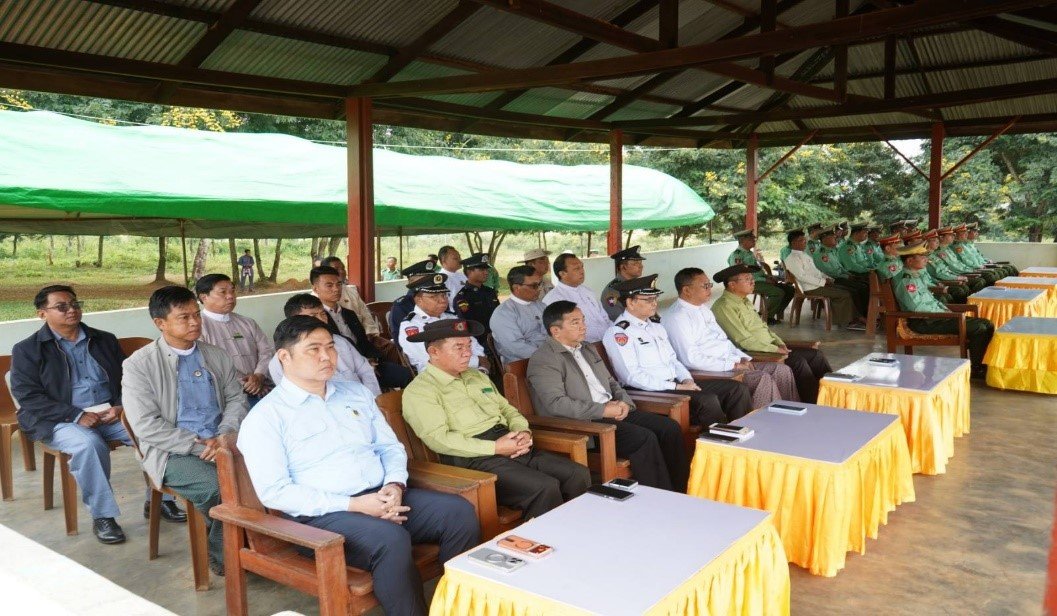 ကျိုင်းတုံမြို့နယ်၊ အမှတ်(၁၁)တပ်မတော်တန်းမြင့်‌လေ့ကျင့်ရေးကျောင်း၌ ကျင်းပပြုလုပ်သည့် ပြည်သူ့စစ်မှုထမ်းသင်တန်းအမှတ်စဉ်(၂၉)သင်တန်းဖွင့်ပွဲအခမ်းအနားသို့ တက်ရောက်