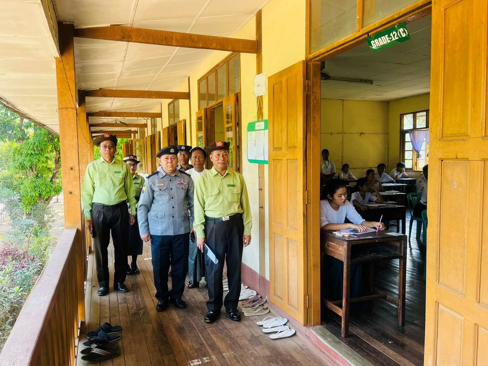 မွန်ပြည်နယ်၊ ကျိုက်ထိုခရိုင်၊ ကျိုက်ထို မြို့နယ်၊ အ.ထ.က(၁)နှင့် အ.ထ.က(၂)ကျောင်းများ၌ Grade - 12 ကျောင်းသား/ ကျောင်းသူများ တက္ကသိုလ်ဝင်စာမေးပွဲဖြေဆိုနေမှုအခြေအနေများအား ကြည့်ရှုစစ်ဆေး