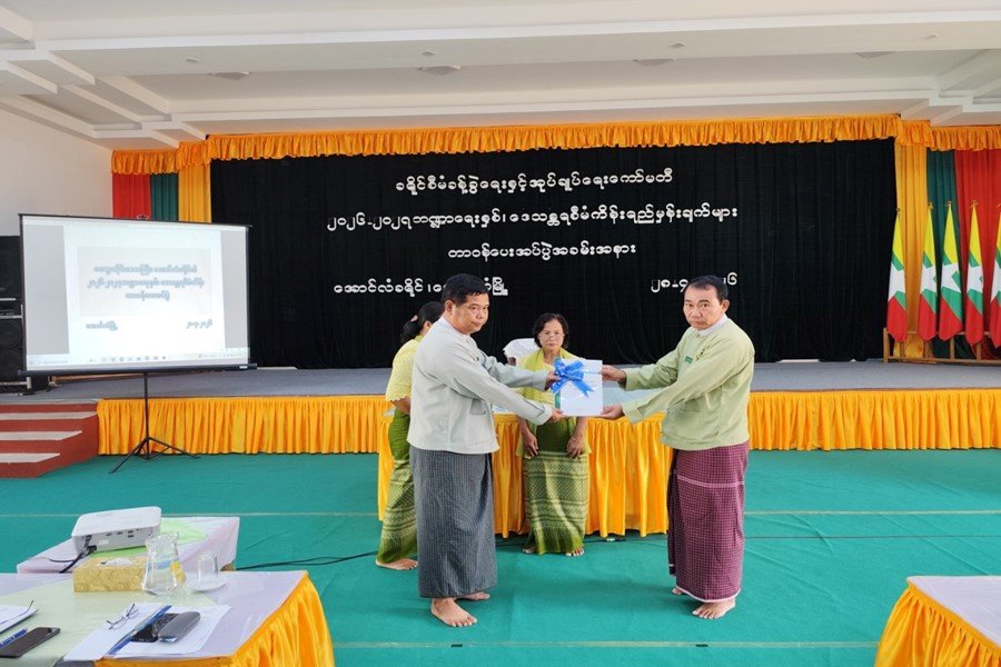 News Photo
