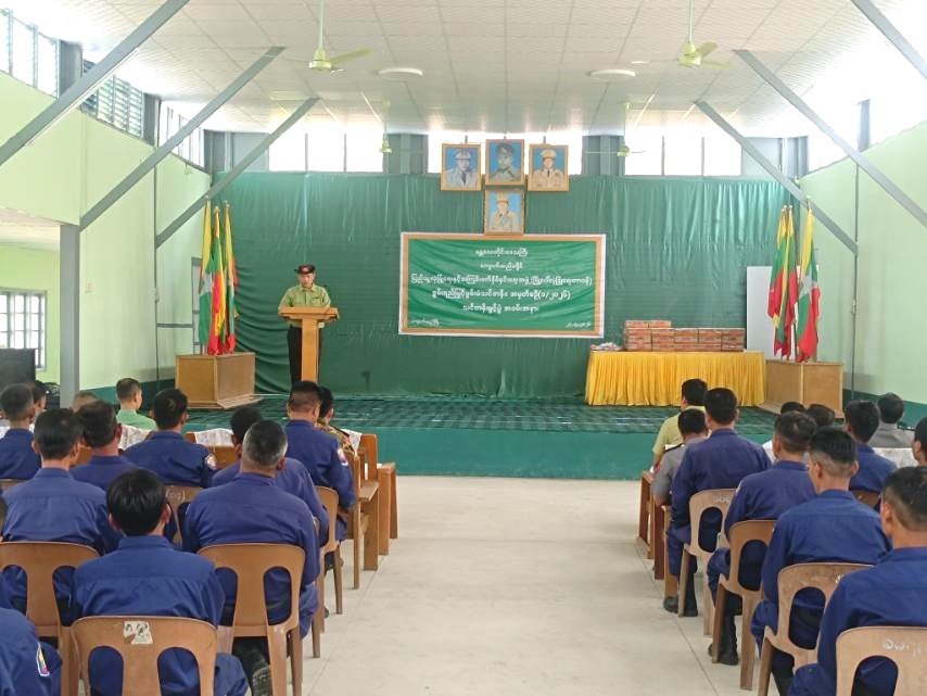 မန္တလေးတိုင်းဒေသကြီး၊ ကျောက်ဆည်မြို့၊ အမှတ်(၁၄)ခြေမြန်တပ်ရင်း၊ ဆင်ဖြူရှင် ခန်းမ၌ ပြည်သူ့လုံခြုံရေးနှင့်အကြမ်းဖက်နှိမ်နင်းရေး(မြို့ပေါ်လုံခြုံရေးတာဝန်) အဖွဲ့များ၏ စွမ်းရည်မြှင့်မွမ်းမံသင်တန်း(၁/၂၀၂၆)ဖွင့်ပွဲအခမ်းအနားသို့ တက်ရောက်