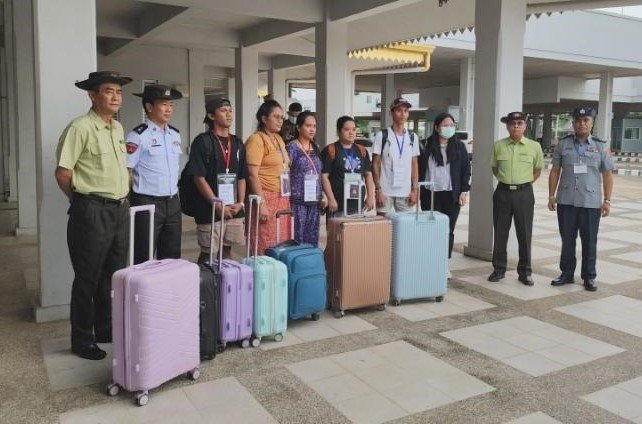ကရင်ပြည်နယ်၊ မြဝတီခရိုင်၊ မြဝတီမြို့နယ်၌ တရားမဝင် ဝင်ရောက်လာသည့် နိုင်ငံခြားသားများအား ပြည်နှင်လွှဲပြောင်းနိုင်ရေး ကြီးကြပ်ဆောင်ရွက်