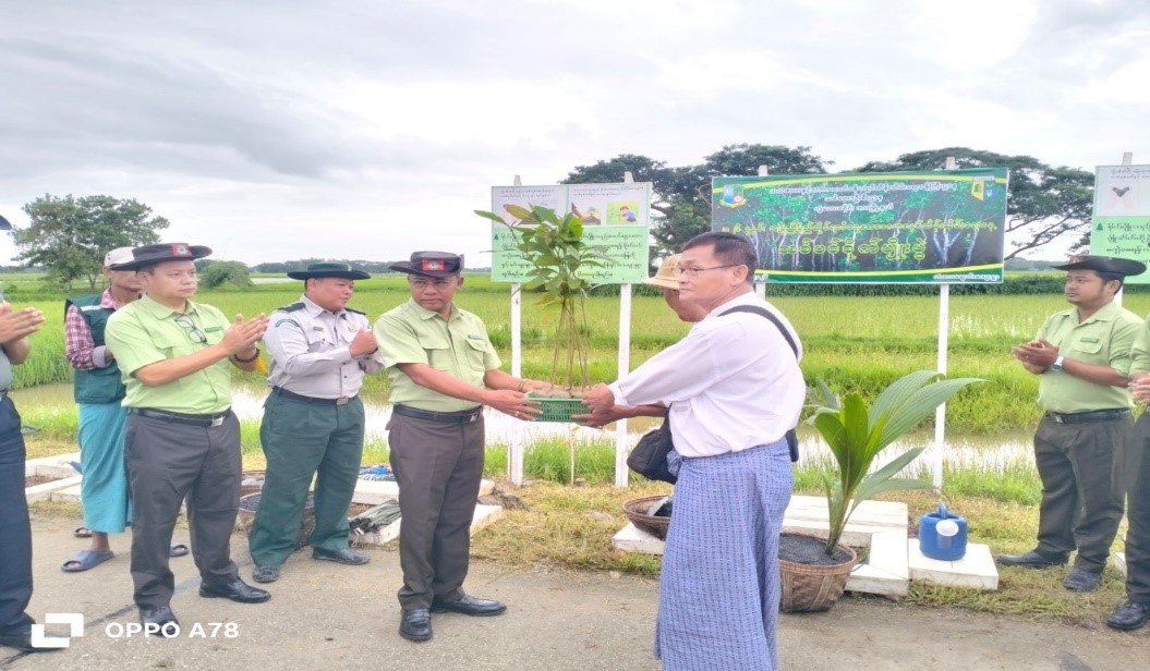 ရန်ကုန်တိုင်းဒေသကြီး၊ တွံတေးခရိုင်၊ ဒလမြို့နယ်၊ တံတားချောင်းကျေးရွာ၊ ၂၀၂၆ ခုနှစ်၊ အပြည်ပြည်ဆိုင်ရာဒီရေတောဂေဟစနစ်ထိန်းသိမ်းရေးနေ့အထိမ်းအမှတ် သစ်ပင်စိုက်ပျိုးပွဲအခမ်းအနားသို့ တက်ရောက်
